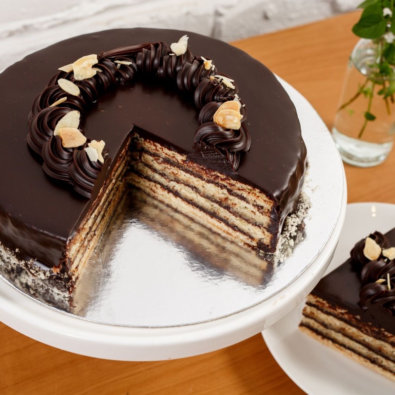 Vegan Birthday Cakes | Cubby Bakehouse | Cake shop Gold Coast Tweed